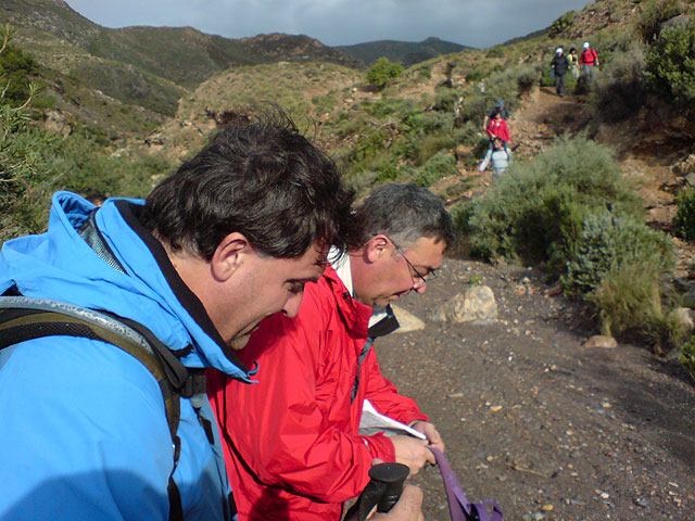 El club senderista de Totana realiza una ruta por el Espacio Natural de la Muela-Cabo Tioso - 37