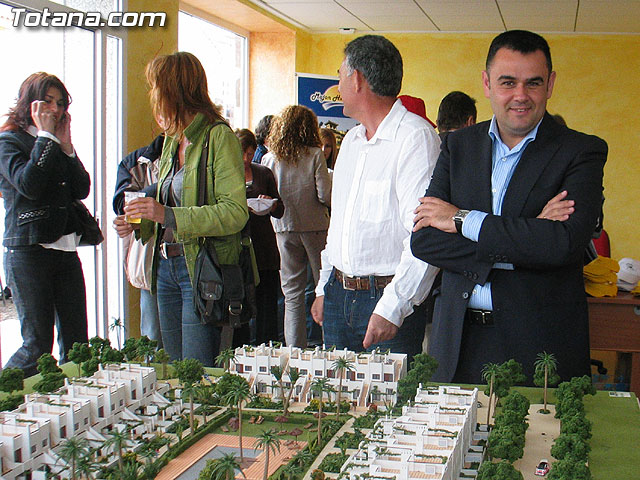 Se inaugura una nueva inmobiliaria en El Paretn: Casas Murcia - 2