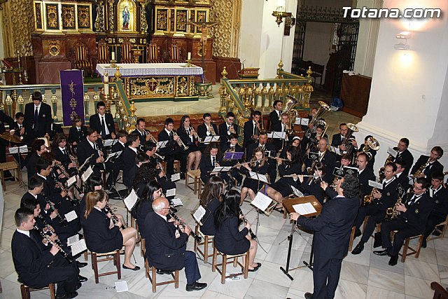 Agrupacin Musical de Totana. Concierto de Semana Santa 2011 - 32