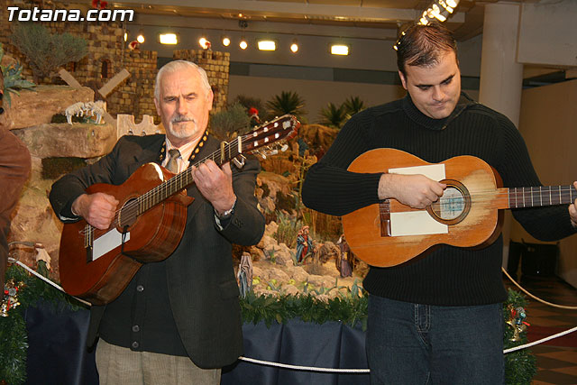 Las Cuadrillas le cantan al Beln - Totana 2009 - 25