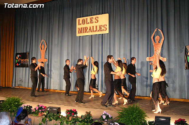 La escuela de danza de Loles Miralles actu a beneficio de la asociacin D'Genes - 284