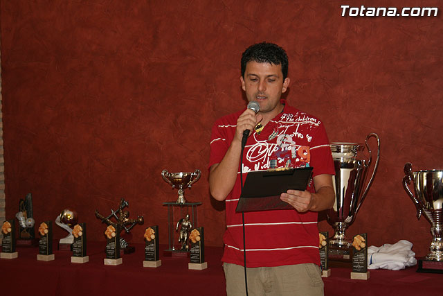 Entrega de trofeos del campeonato local de ftbol de empresas Juega Limpio - 34