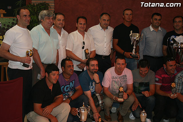 Entrega de trofeos del campeonato local de ftbol de empresas Juega Limpio - 120