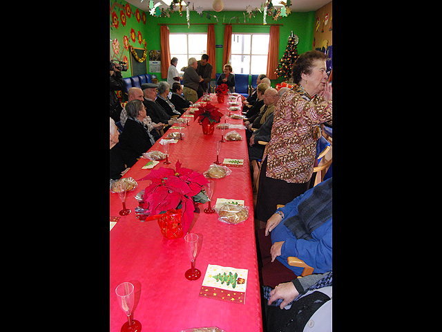 Autoridades locales felicitan la Navidad  2009 - 11