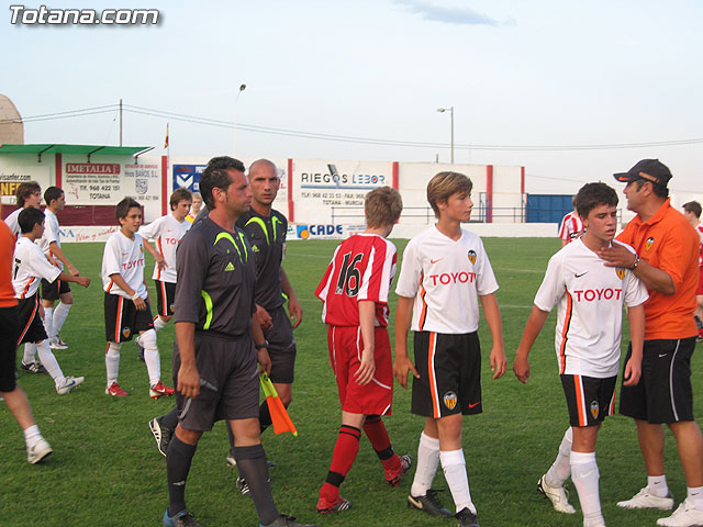 El Valencia C.F. se proclama campen del VI torneo de ftbol Ciudad de Totana - 98