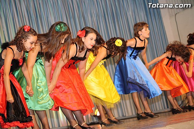 La Escuela de Danza Manoli Cnovas clausura el curso con un espectacular festival - 31