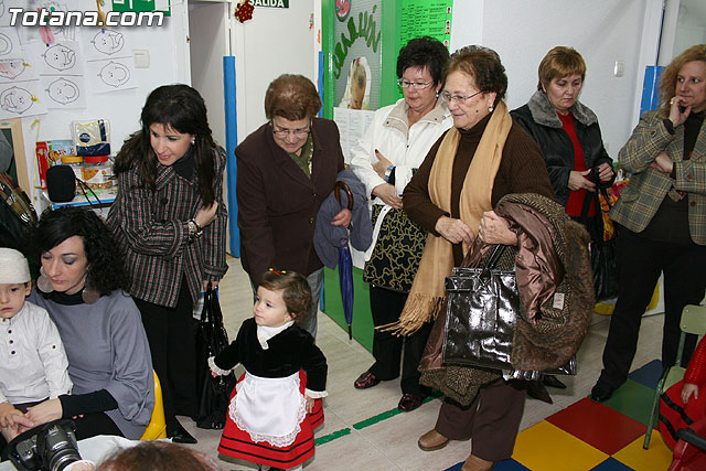 Navidad en la escuela infantil Clara Campoamor 2009 - 1