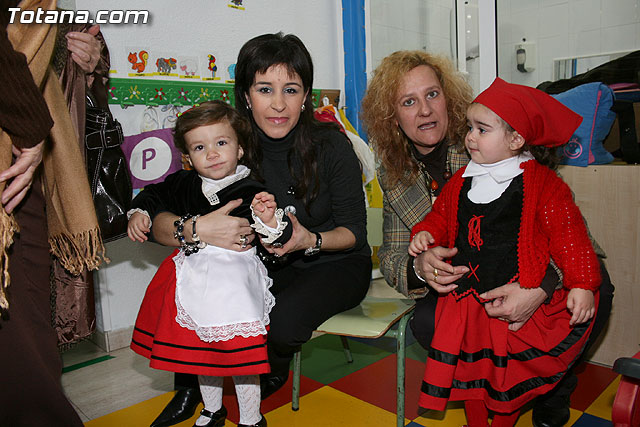 Navidad en la escuela infantil Clara Campoamor 2009 - 10