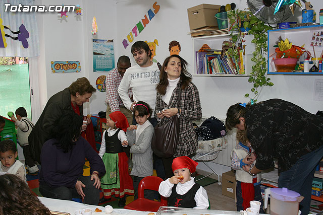 Navidad en la escuela infantil Clara Campoamor 2009 - 29