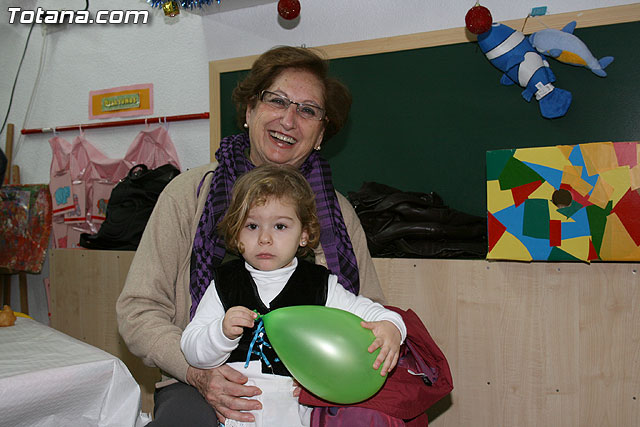 Navidad en la escuela infantil Clara Campoamor 2009 - 38