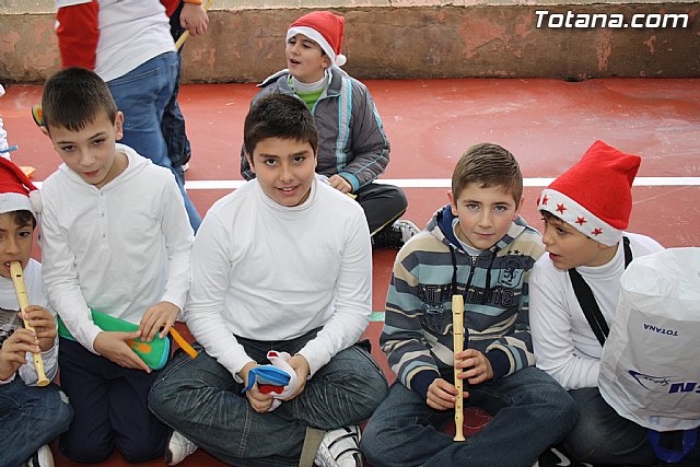 Fiesta navidea. Colegio Santa Eulalia 2010 - 35