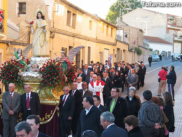 TRASLADO PROCESIONAL de la imagen de Santa Eulalia desde la Ermita de San Roque a la Parroquia de Santiago - 41