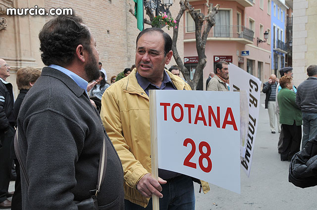 Cientos de miles de personas se manifiestan en Murcia a favor del trasvase - 8
