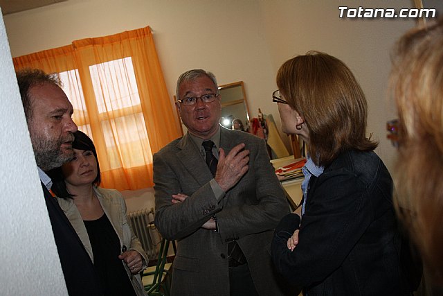 Valcrcel visita las zonas afectadas de Totana por el terremoto del pasado mircoles - 25