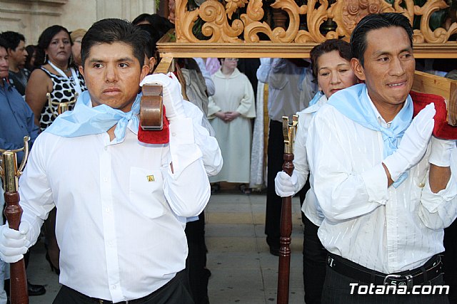 Procesin Virgen del Cisne, Patrona de Ecuador - 2011 - 42