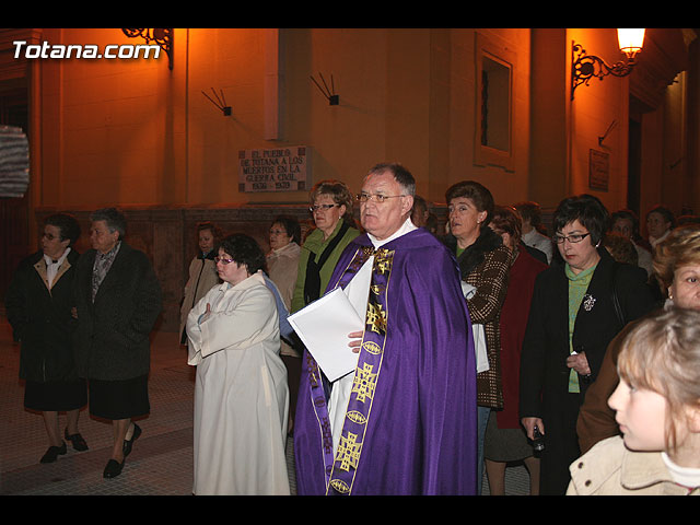 Va Crucis organizado por la Hermandad de Jess en el Calvario y la Santa Cena . 2008 - 29
