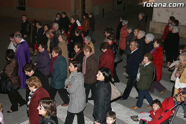 Va Crucis organizado por la Hermandad de Jess en el Calvario y Santa Cena. 2010 - 50